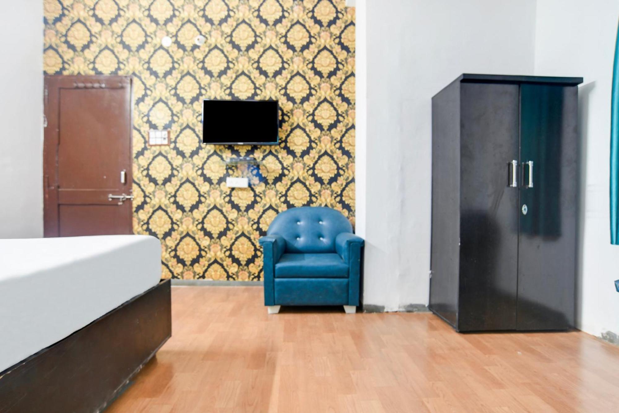 Oyo Flagship Hotel Shree United インドール エクステリア 写真