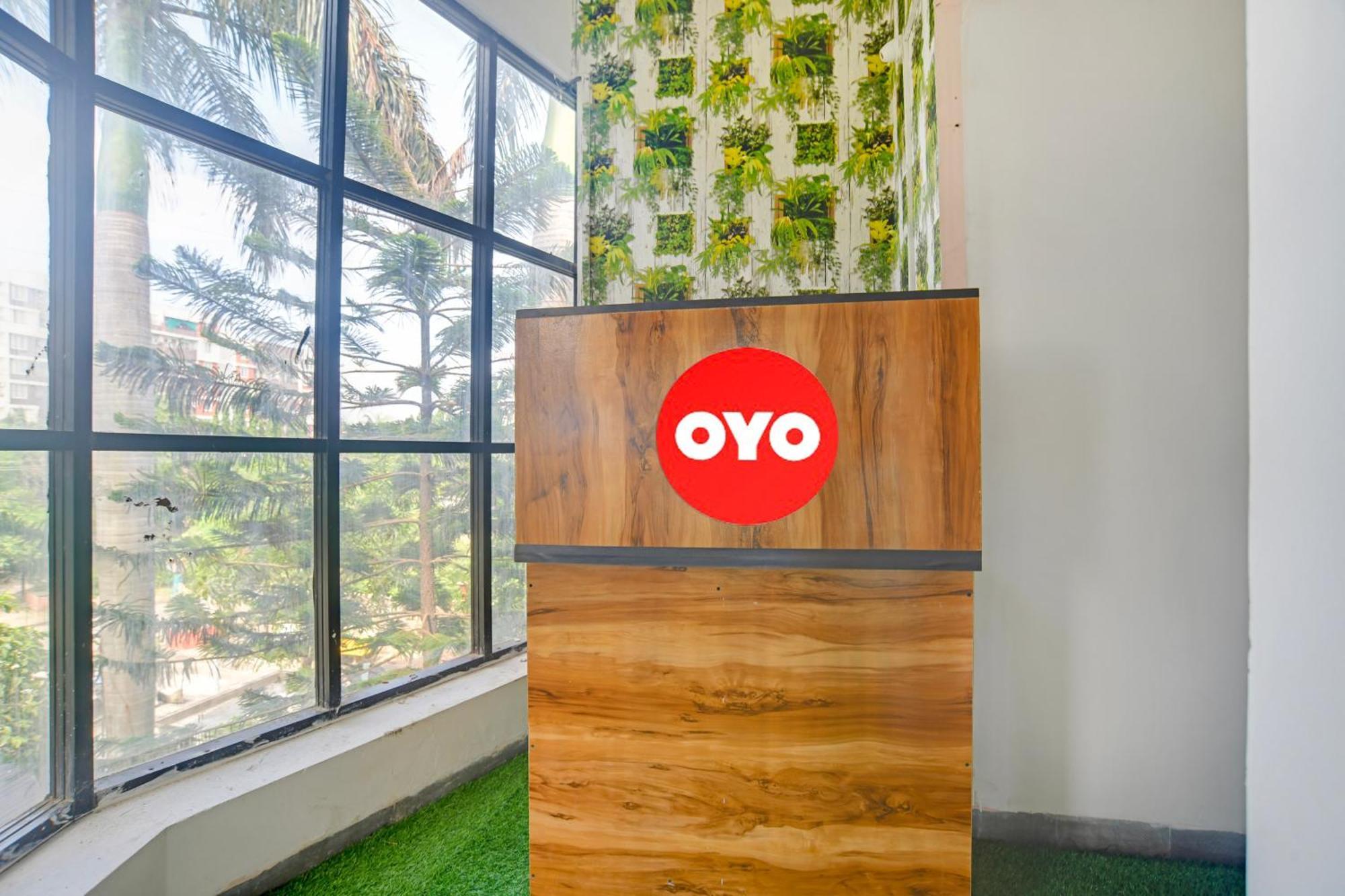 Oyo Flagship Hotel Shree United インドール エクステリア 写真